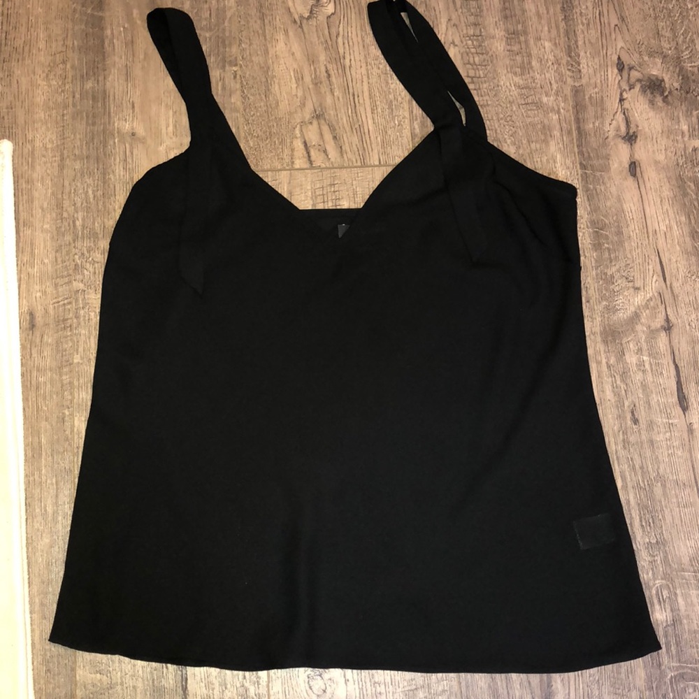 Trouve black tank